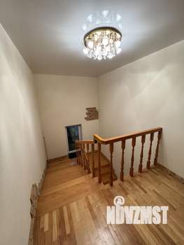 Дом 193м², 2-этажный, участок 4 сот.