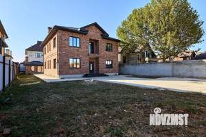 Дом 262м², 2-этажный, участок 9 сот.