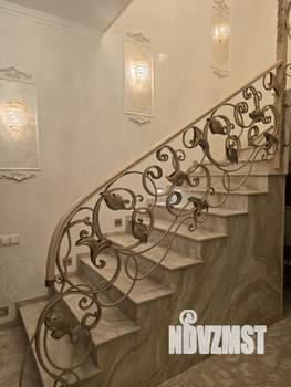 Дом 212м², 2-этажный, участок 4 сот.