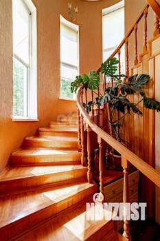 Дом 189м², 2-этажный, участок 9 сот.