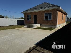 Дом 100м², 2-этажный, участок 3 сот.