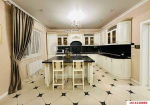 Дом 213м², 2-этажный, участок 4 сот.