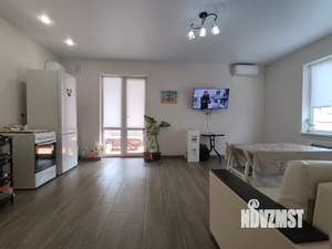 Дом 100м², 2-этажный, участок 3 сот.