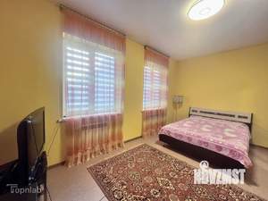 Таунхаус 100м², 2-этажный, участок 1 сот.