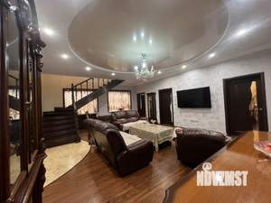 Дом 290м², 2-этажный, участок 6 сот.