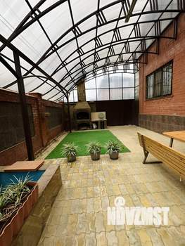 Дом 193м², 2-этажный, участок 4 сот.