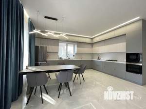 Дом 275м², 2-этажный, участок 10 сот.