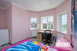 Дом 204м², 2-этажный, участок 4 сот.