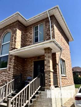 Дом 237м², 2-этажный, участок 8 сот.