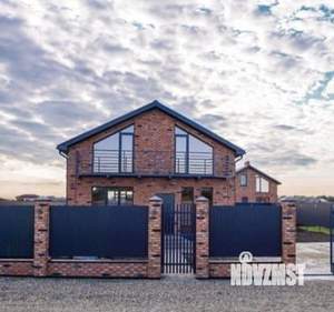 Дом 130м², 2-этажный, участок 6 сот.