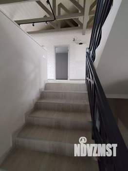 Дом 300м², 3-этажный, участок 6 сот.