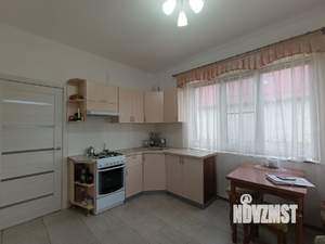 Дом 140м², 2-этажный, участок 6 сот.