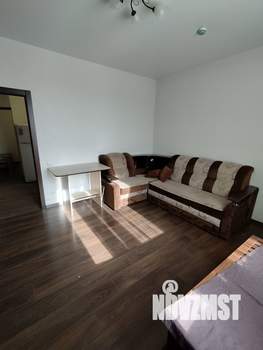 Дом 300м², 3-этажный, участок 6 сот.