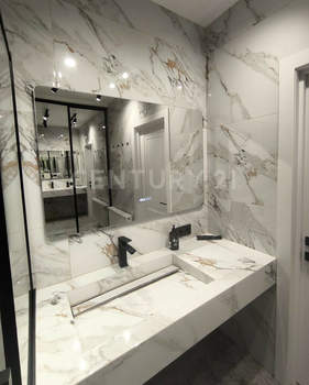 Дом 178м², 2-этажный, участок 4 сот.