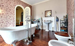 Дом 301м², 2-этажный, участок 6 сот.