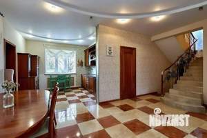 Дом 168м², 2-этажный, участок 7 сот.