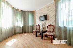 Дом 189м², 2-этажный, участок 9 сот.