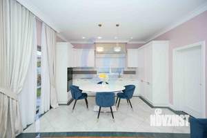 Дом 138м², 2-этажный, участок 4 сот.