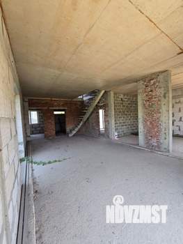 Дом 210м², 2-этажный, участок 4 сот.