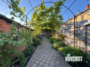 Дом 144м², 2-этажный, участок 3 сот.