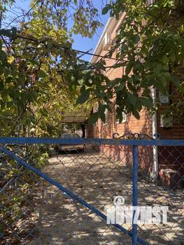 Дом 100м², 2-этажный, участок 6 сот.