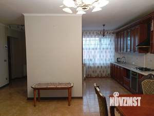 Дом 199м², 2-этажный, участок 3 сот.