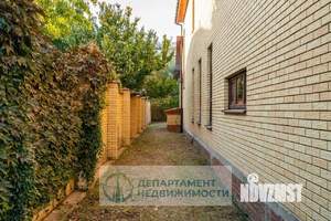 Дом 422м², 2-этажный, участок 10 сот.