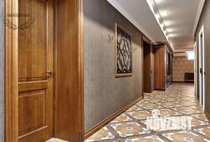 Дом 1378м², 3-этажный, участок 25 сот.