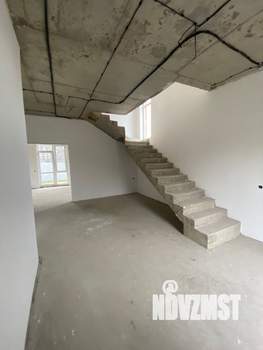 Дом 140м², 2-этажный, участок 3 сот.