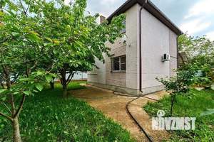 Дом 100м², 2-этажный, участок 4 сот.