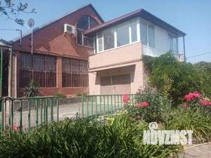 Дом 450м², 2-этажный, участок 10 сот.