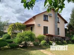 Дом 282м², 3-этажный, участок 14 сот.