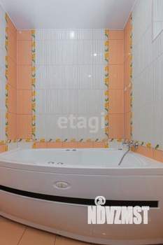 Дом 310м², 3-этажный, участок 8 сот.