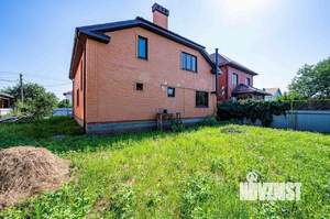 Дом 253м², 2-этажный, участок 6 сот.