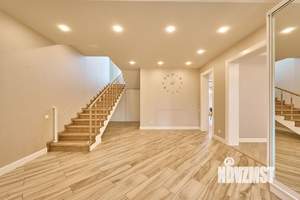 Дом 280м², 2-этажный, участок 8 сот.