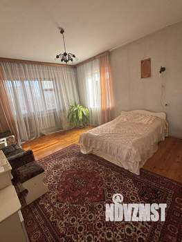 Дом 196м², 2-этажный, участок 4 сот.