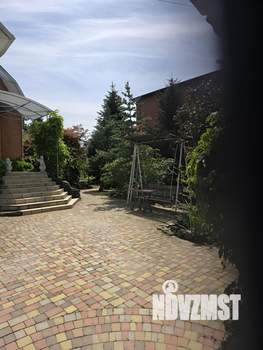 Дом 311м², 2-этажный, участок 10 сот.