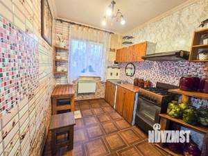 Дом 60м², 2-этажный, участок 6 сот.