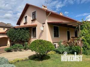 Дом 282м², 3-этажный, участок 14 сот.