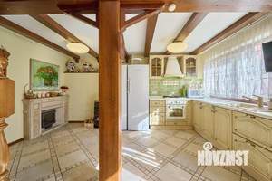 Дом 197м², 3-этажный, участок 6 сот.