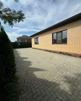 Дом 178м², 1-этажный, участок 8 сот.