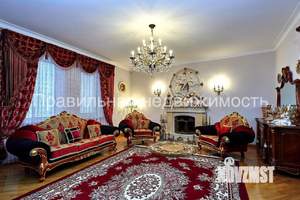 Дом 700м², 2-этажный, участок 14 сот.