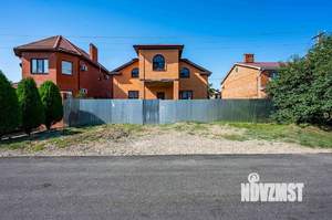 Дом 253м², 2-этажный, участок 6 сот.