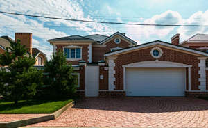 Дом 280м², 2-этажный, участок 8 сот.