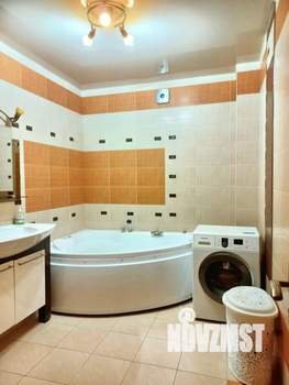 Дом 287м², 3-этажный, участок 4 сот.