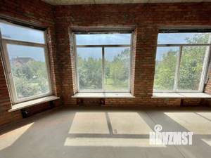 Дом 230м², 2-этажный, участок 8 сот.