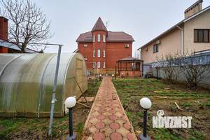 Дом 400м², 3-этажный, участок 8 сот.