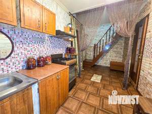 Дом 61м², 2-этажный, участок 6 сот.