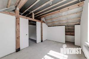 Дом 130м², 2-этажный, участок 4 сот.