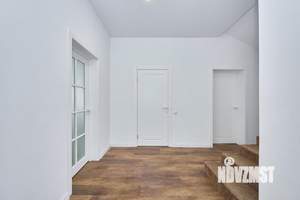 Дом 220м², 2-этажный, участок 6 сот.